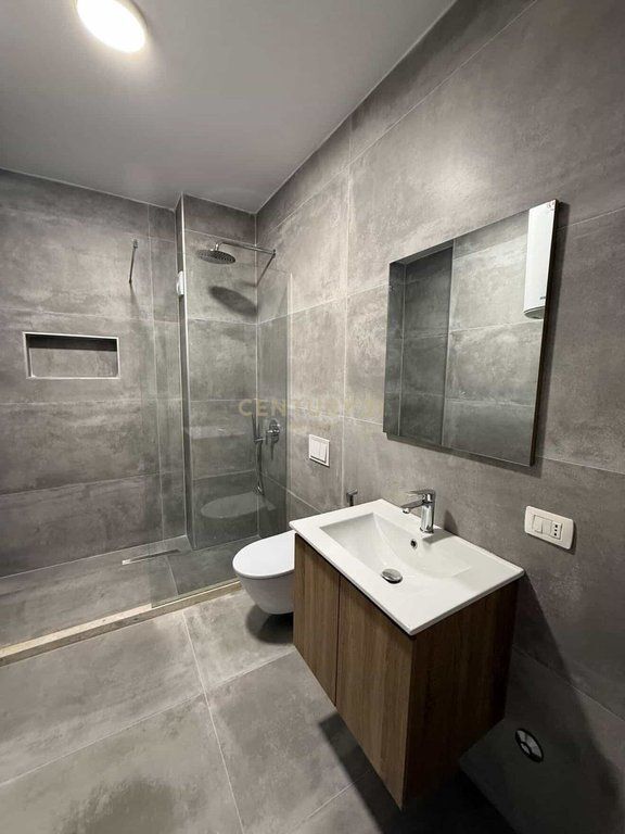 FOR RENT 2+1 APARTMENT NEAR THE UNITED SCHOOL! 650 € /Month