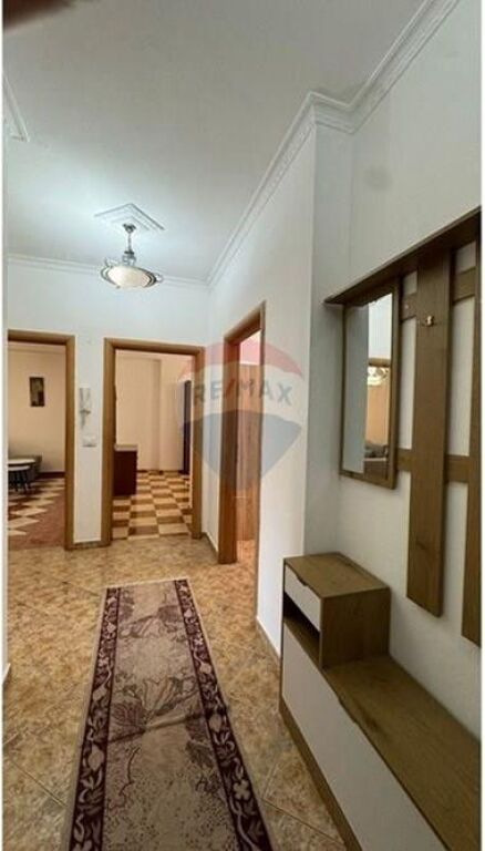 Apartment - For Rent - Kristal Center, Tirana
