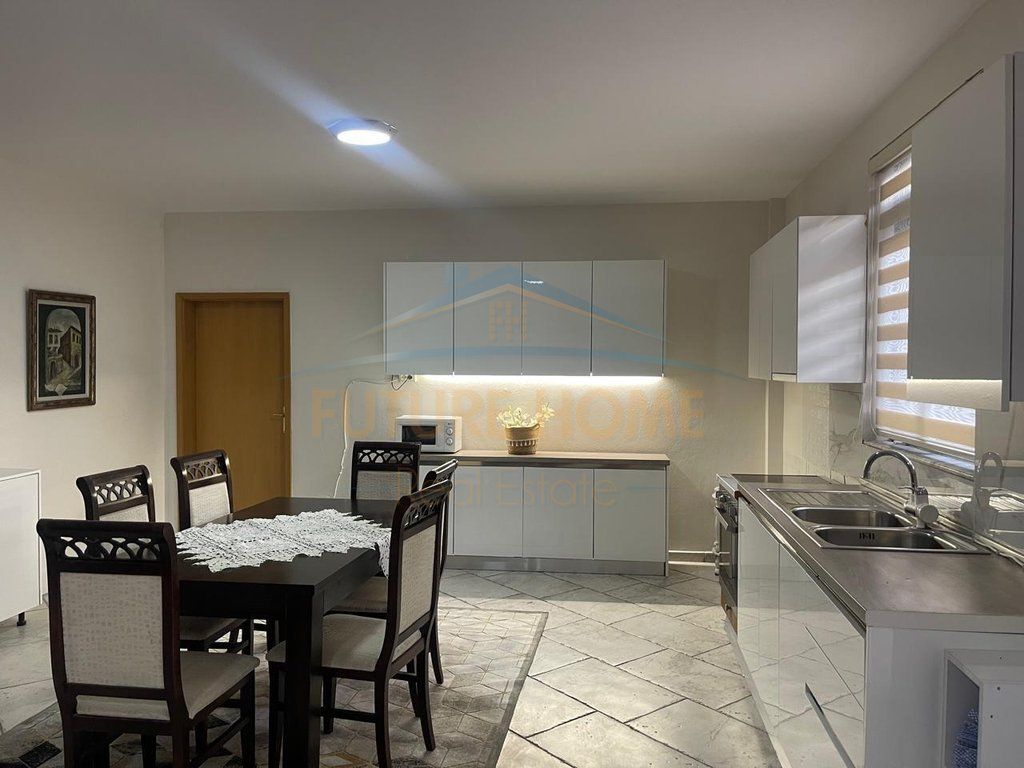 Rent, Apartment 2+1, Red School, Tirana