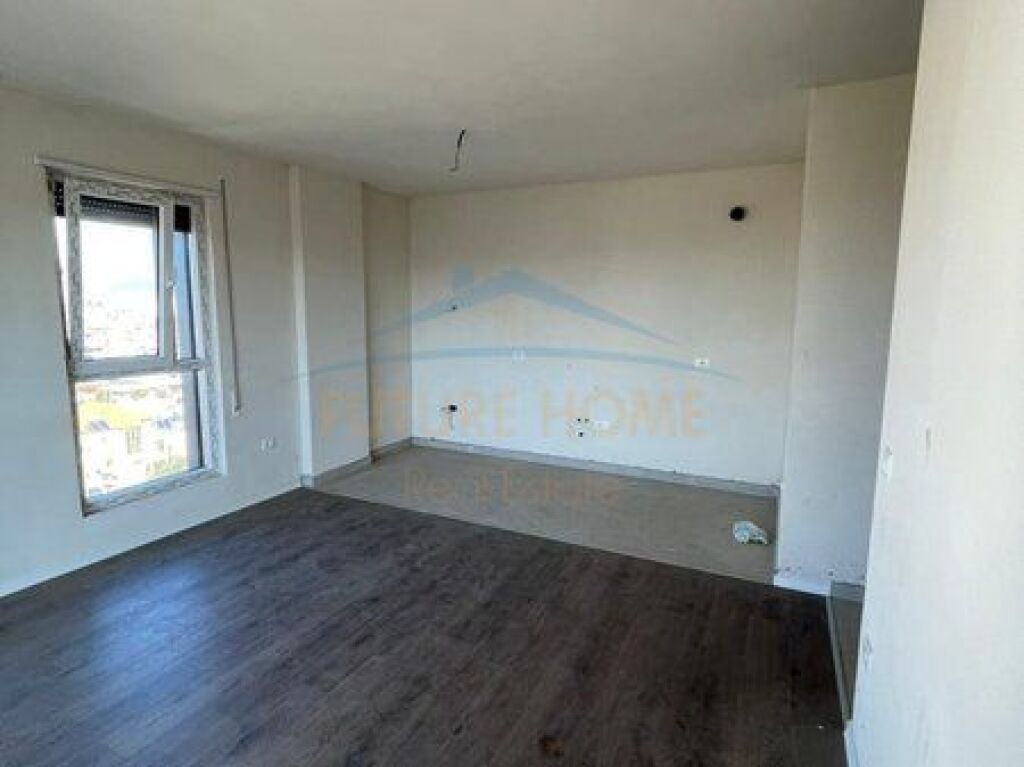 Shitet, Apartament 2+1+2, Trio Towers, Don Bosko
