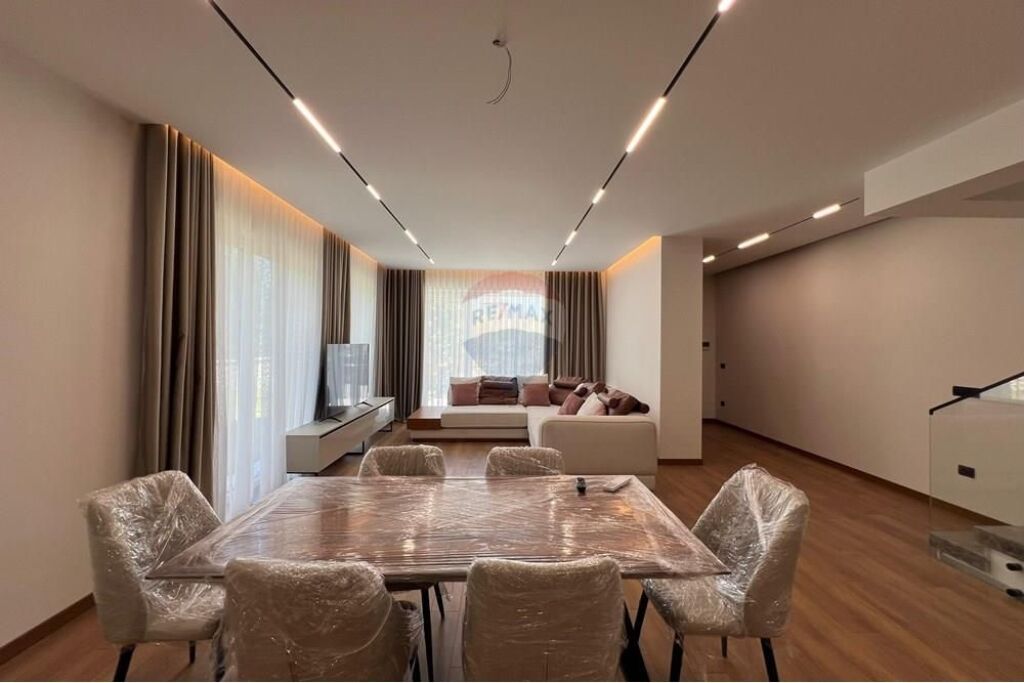 Villa - In Affitto - Vilat Forest, Tirana