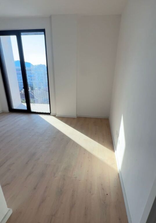 AFFITTASI UFFICIO 2+1 ALTANA RESIDENCE