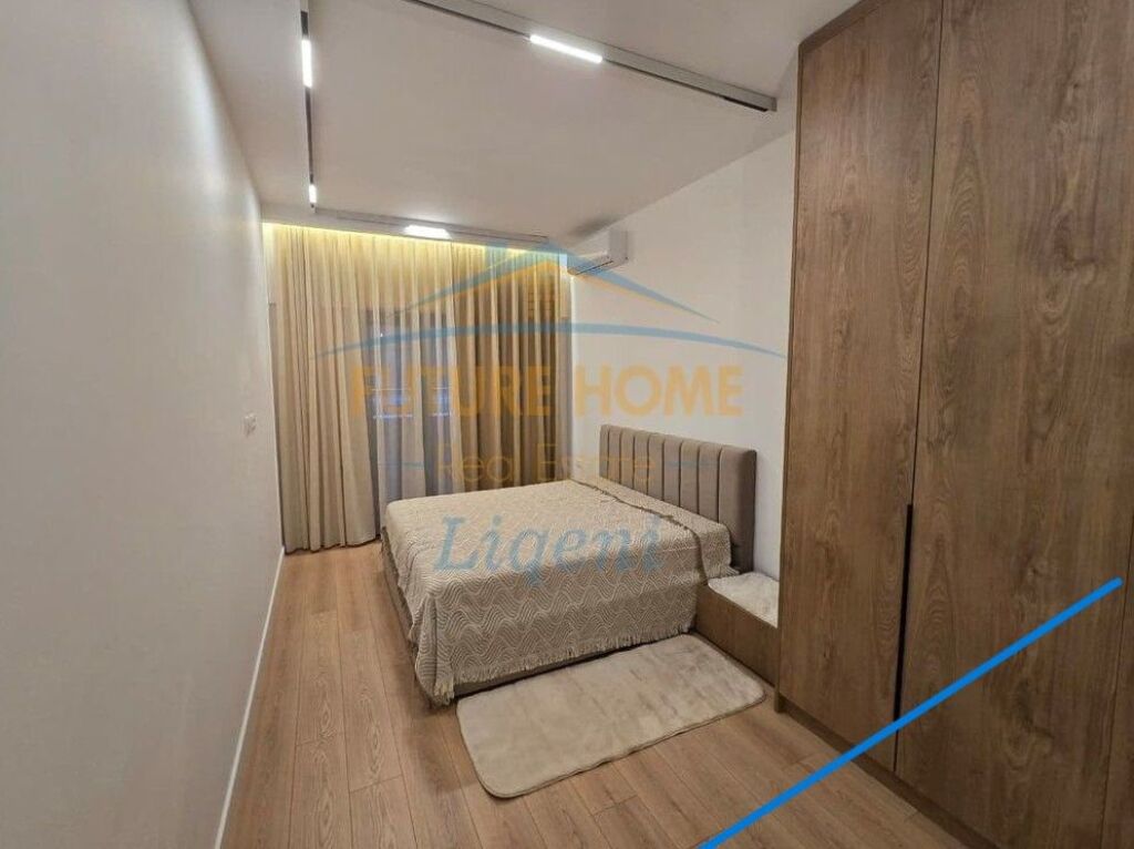 Affitto, Appartamento 2+1, Centro, Tirana.