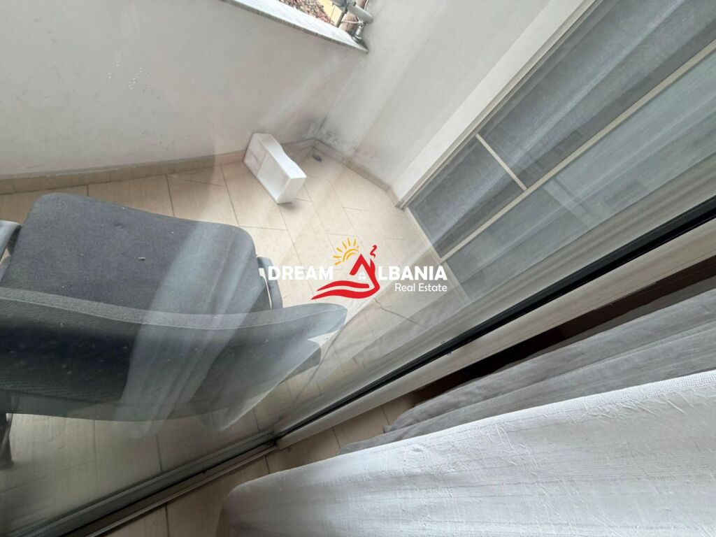 Jepet me qera apartament 2+1 tek Pazari i Ri prane BKT (ID 42215513) F