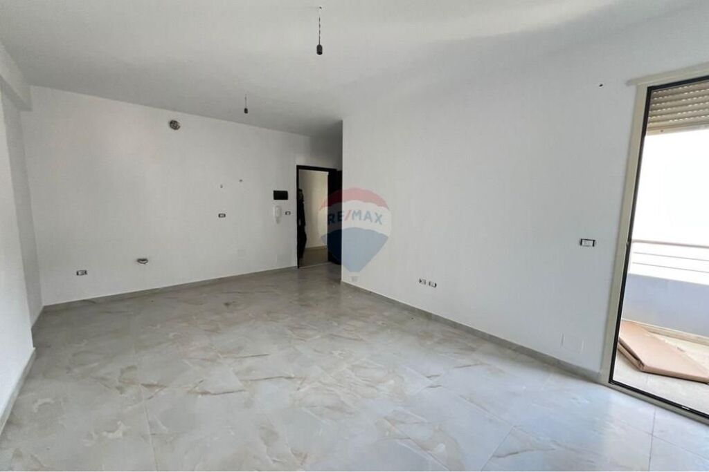 🏡 Monolocali – In Vendita | Lungomare, Vlorë