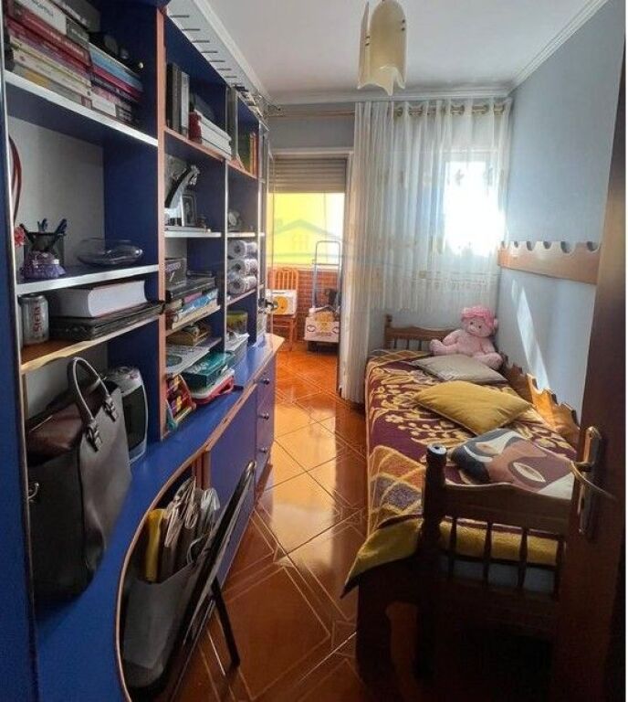 For sale, 2+1 Apartment, Paris Commune, Tirana