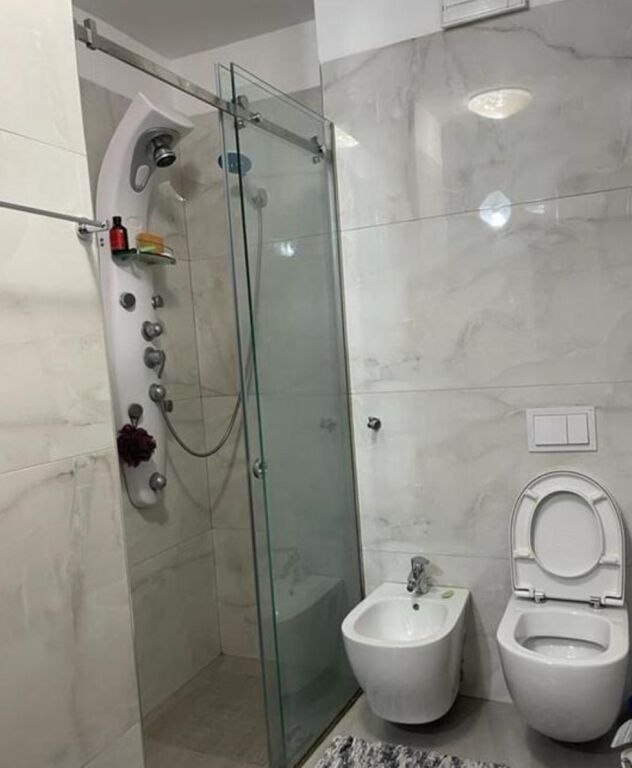 VENDESI APPARTAMENTO 2+1
