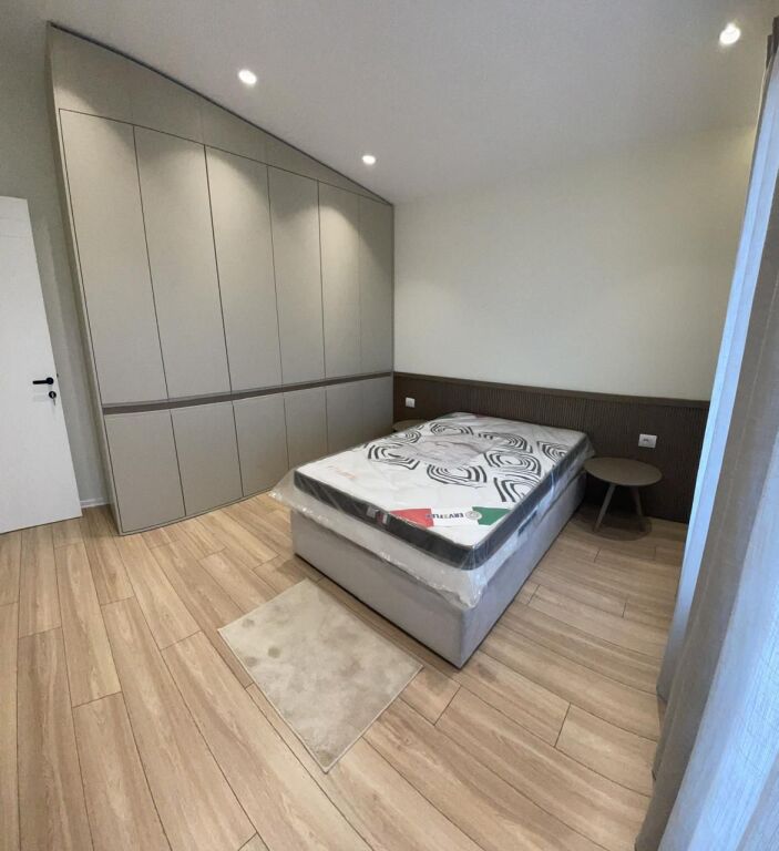 Villa moderna in vendita a Ellysium Residence, vicino a TEG