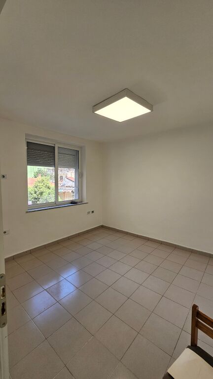 2+1 Apartment for Rent – Vasil Shanto Crossroad, Tirana | 64 m² | Renovated