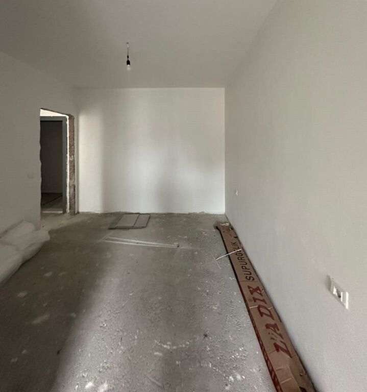 🏢 Shitet Apartament 2+1 – Kompleksi Mirabella, Xhamllik