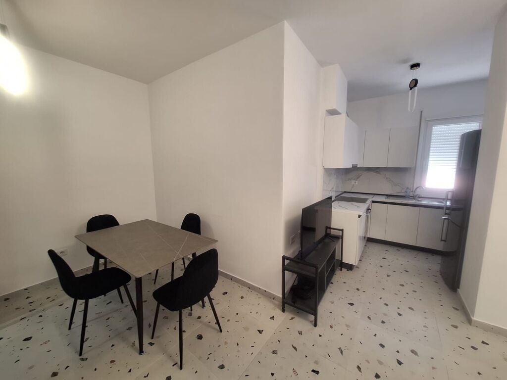 Apartament 1+1 per Qera 5 maj