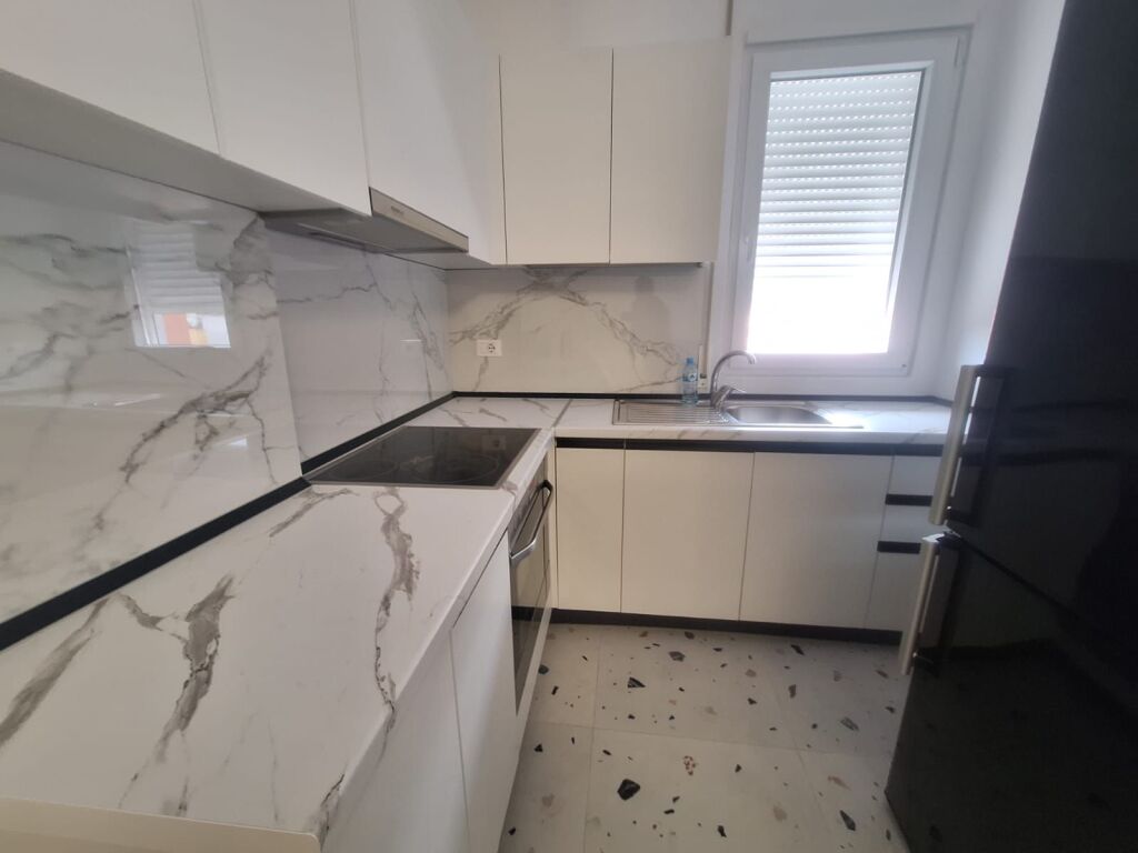 Apartament 1+1 per Qera 5 maj