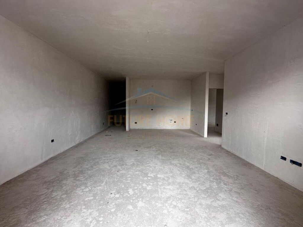 For sale, Apartment 3+1+2, Paskuqan