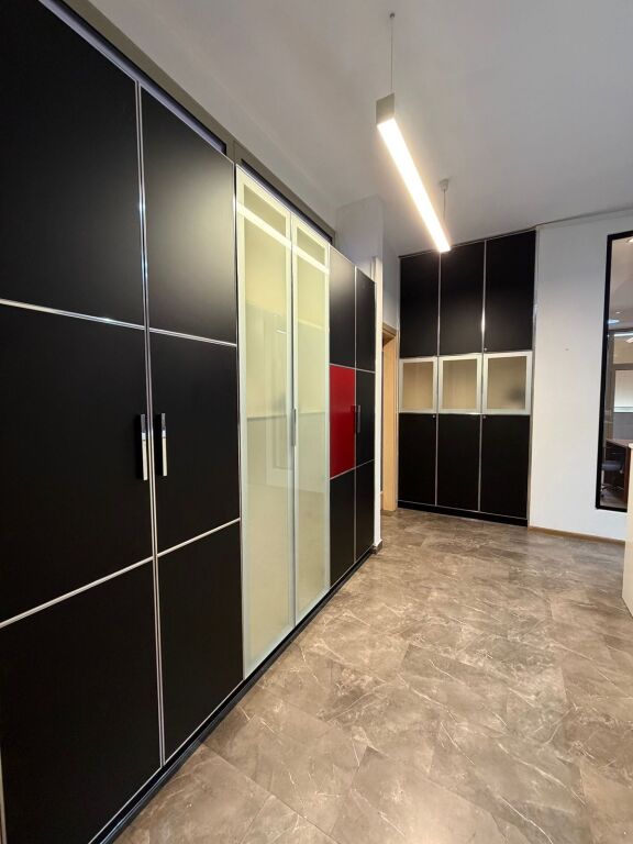 UFFICIO IN AFFITTO 132M2 BLLOK