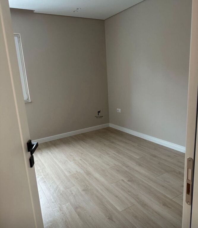 OFFICE FOR RENT 105 M2 DON BOSKO 85,000 LEKE FH-66661