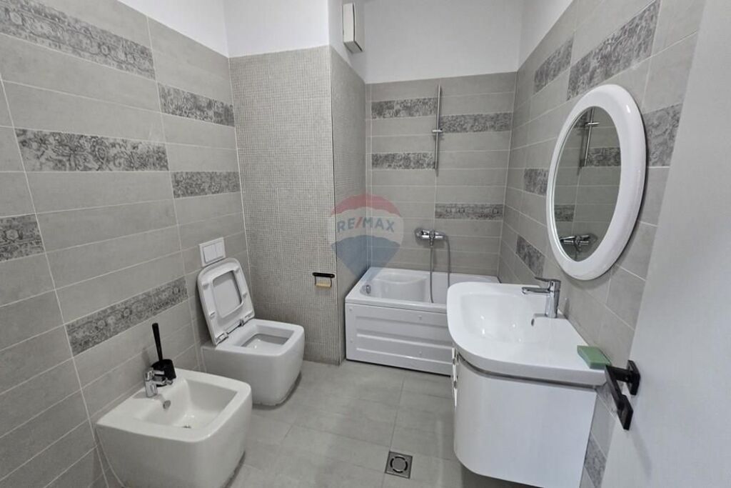 Office - For Rent - Kika 2, Tirana