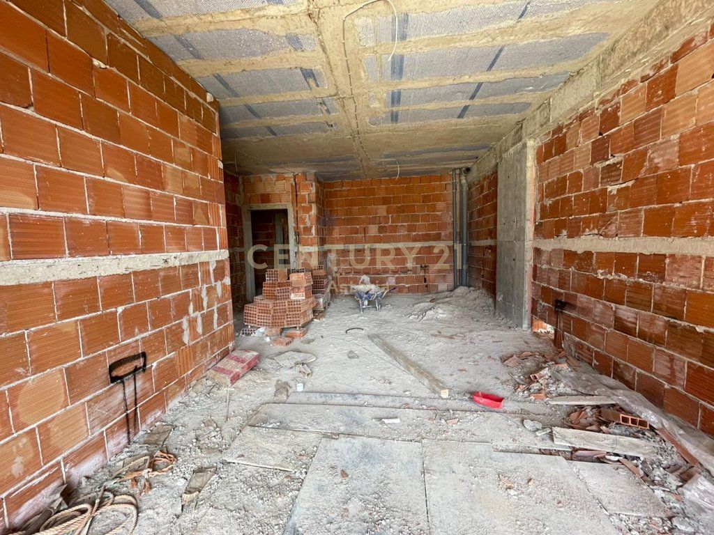 VENDESI APPARTAMENTO 1+1 AL RIVER SIDE RESIDENCE, UNAZA E RE.