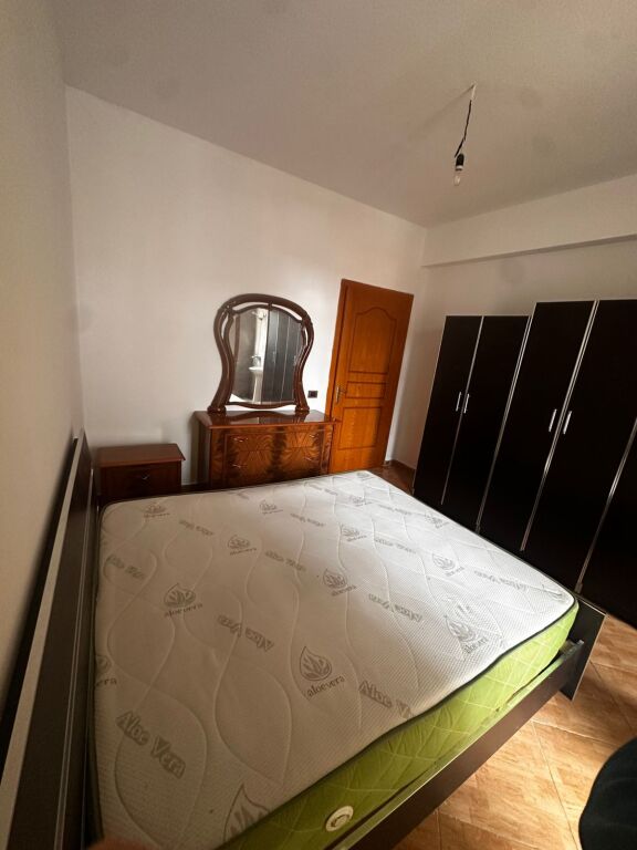 🏡 Shtëpi me qera 1+1 – Astir (përballë Vila L)
