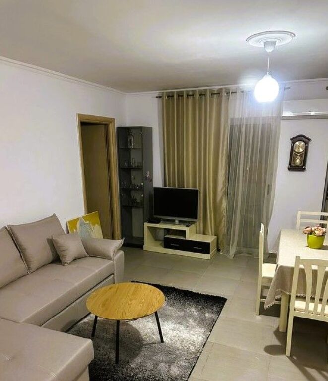 Appartamento 2+1 in Affitto nel Centro Commerciale Kristal, Tirana - 550€ | 78 m²