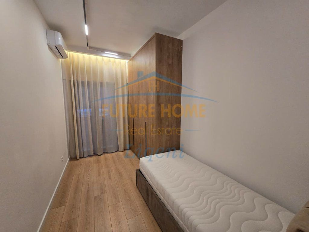 Qera, Apartament 2+1, Qendër, Tiranë.