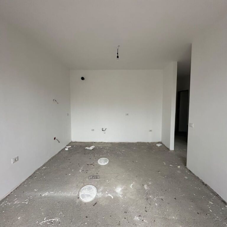 📌 Vendesi in vendita Appartamento 2+1 – Complesso Mirabella, Xhamllik 📍