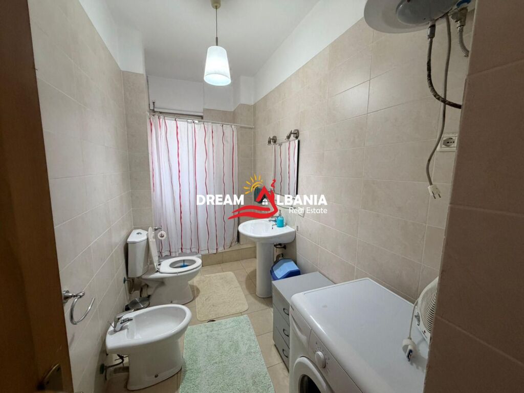 Jepet me qera apartament 2+1 tek Pazari i Ri prane BKT (ID 42215513) F
