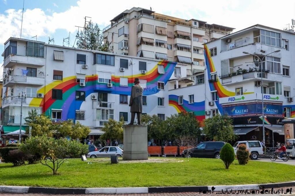Dyqan - Për Qira - Sheshi Willson, Tiranë