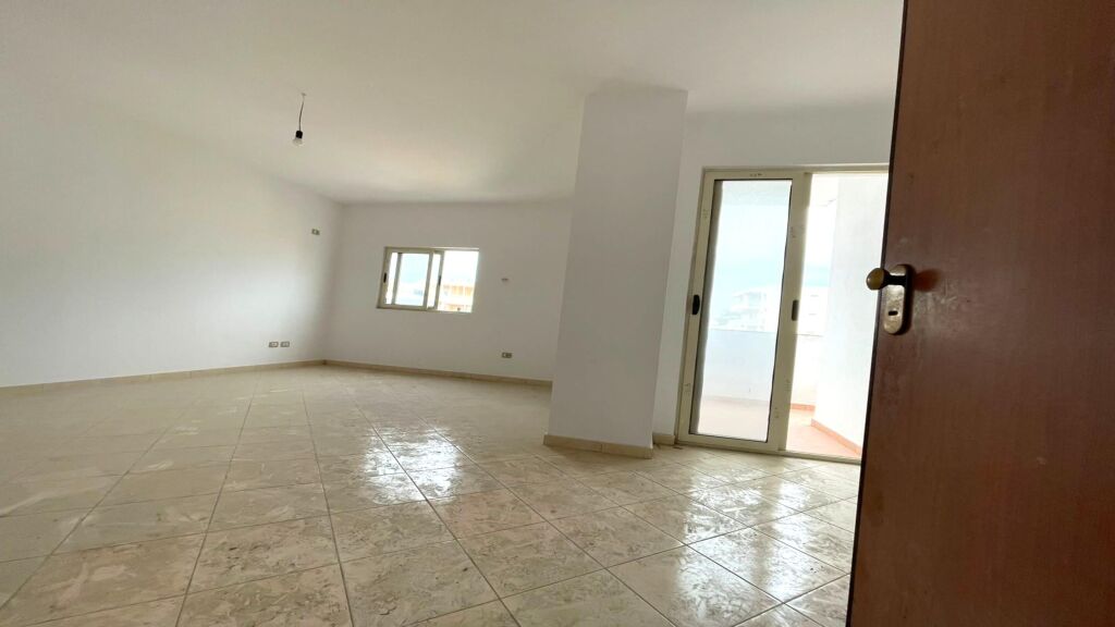 Shitet Apartament 1+1 Me Ashensor