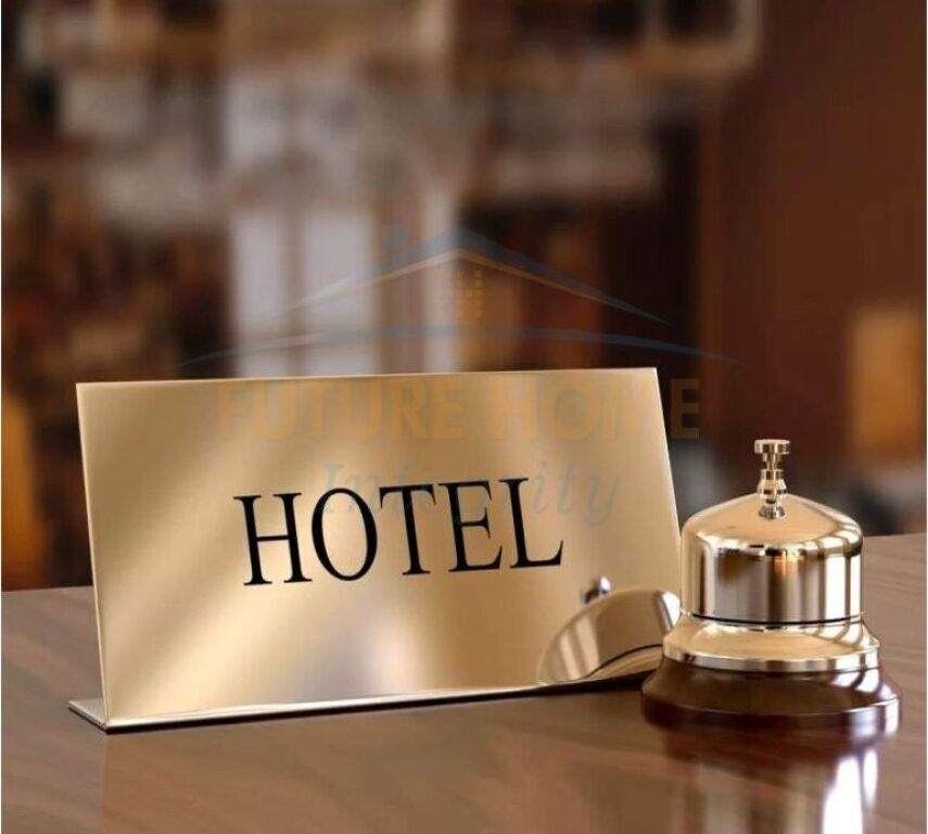 Shitet, Hotel, ish Tregu Elektrik, Tiranë.