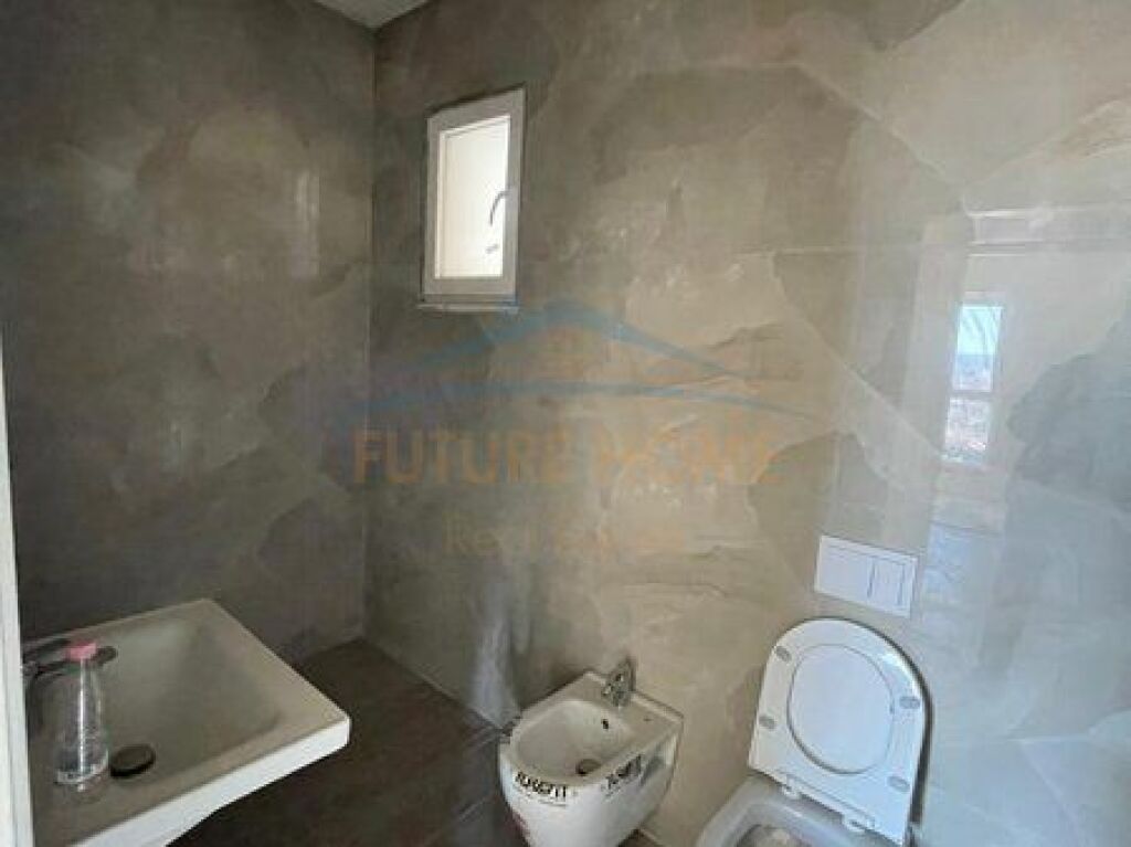 Shitet, Apartament 2+1+2, Trio Towers, Don Bosko