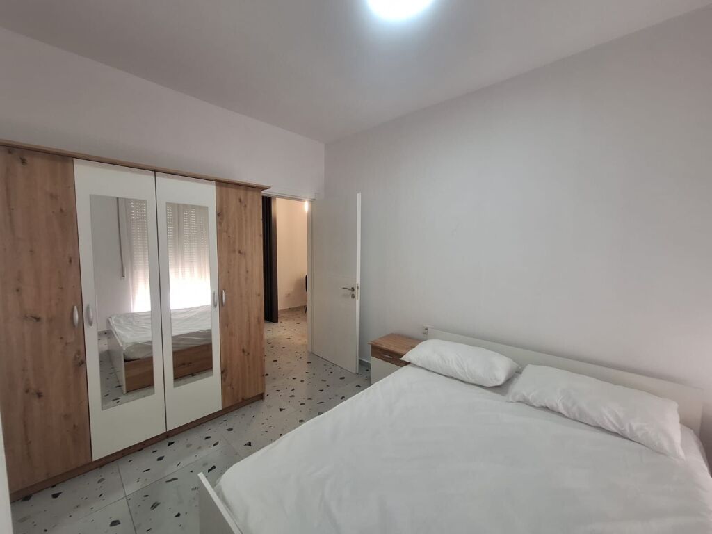 Apartament 1+1 per Qera 5 maj