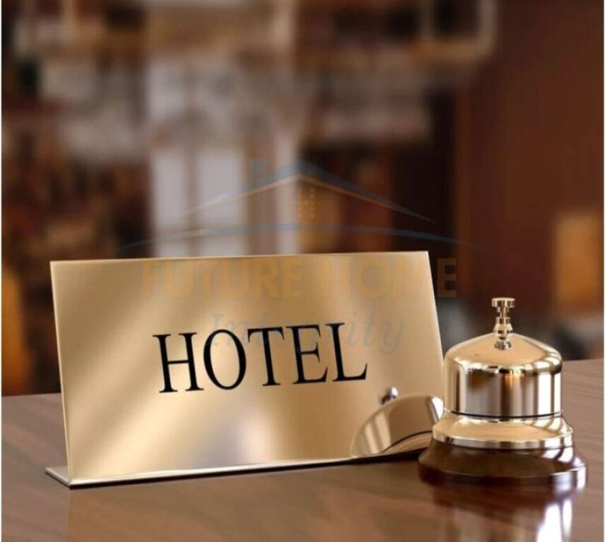 Shitet, Hotel, ish Tregu Elektrik, Tiranë.