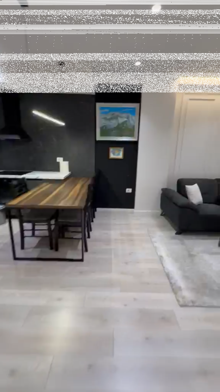Apartament 1+1, Astir!