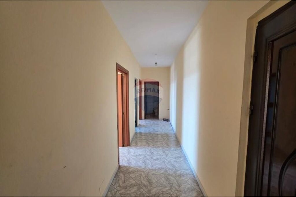 🏡 Apartament 2+1+2 – Për Shitje | Lagjja Kushtrim, Vlorë 📍 Rruga e Re
