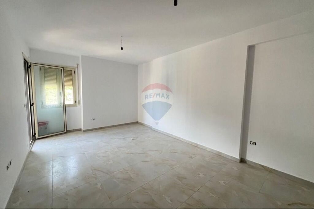 🏡 Monolocali – In Vendita | Lungomare, Vlorë