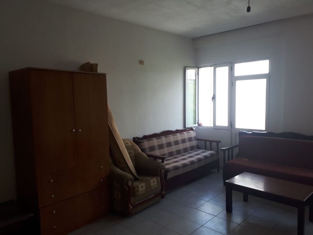 SHTËPI ME QIRA – RR. 3 VËLLEZËRIT KONTI (OSO KUKA), PRANË VILAVE AMERIKANE / RRUGA ELBASANIT, TIRANË - Pamja 4