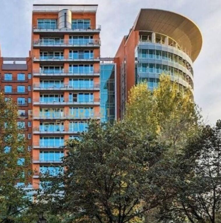 Shitet Apartament 3+1+Parkim