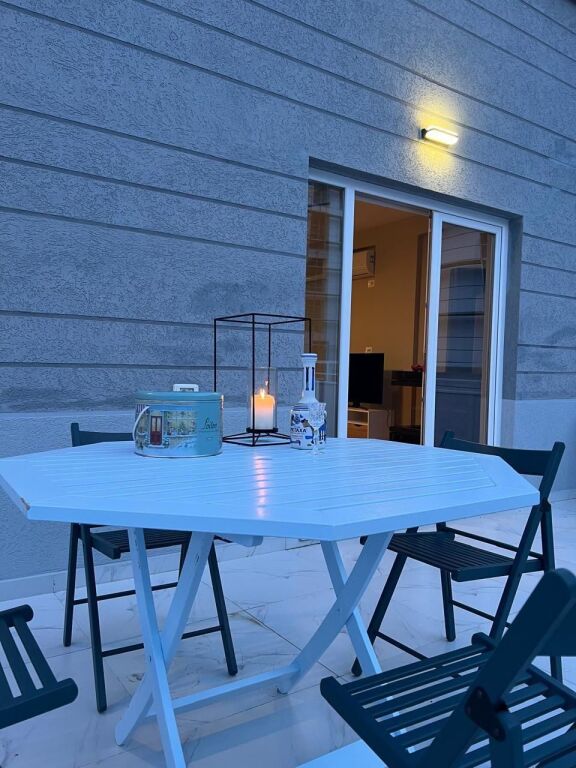Penthouese me qira tek Kopshti Zoologjik