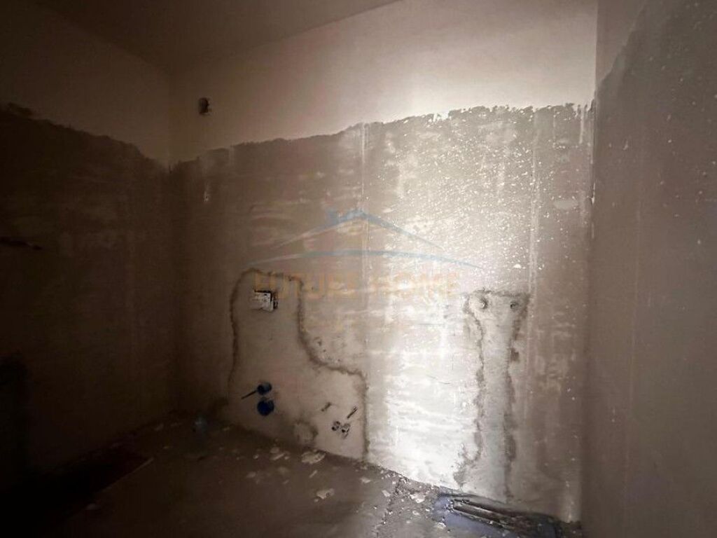 For sale, Apartment 3+1+2, Paskuqan