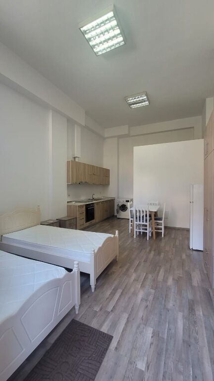 Monolocale in Affitto a Brryli (ID BG169) Tirane