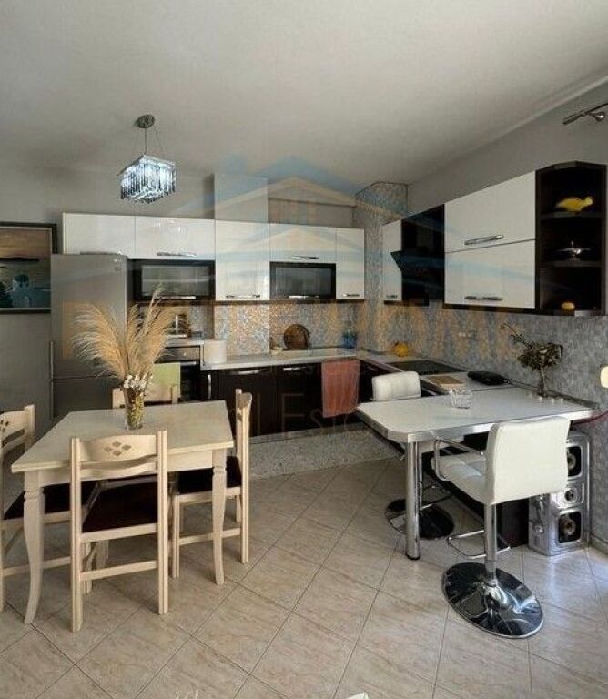 Qera, Apartament 1+1, Rruga Muhamed Deliu,Fresk