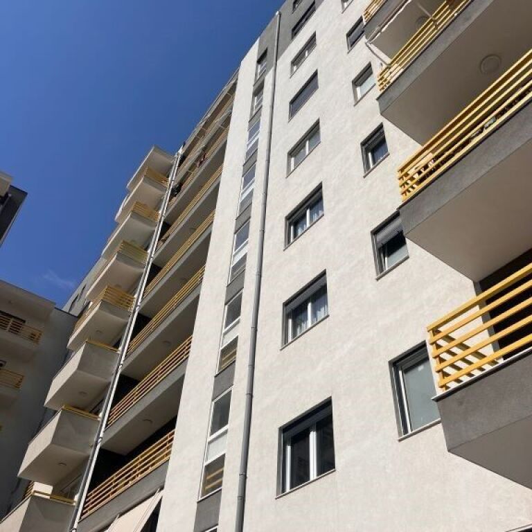🏡 Apartment 1+1 for Sale – Complex E-88, Dritan Hoxha 📍