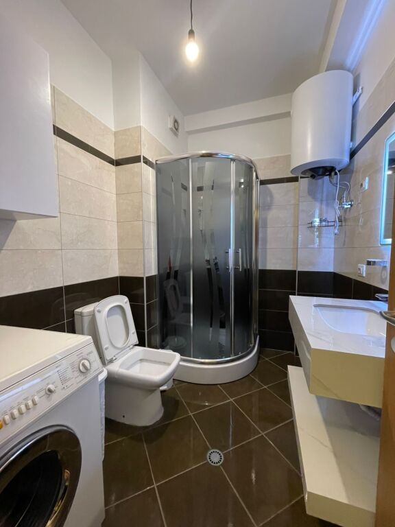 Apartament 1+1, Perballe Delijorgjit!