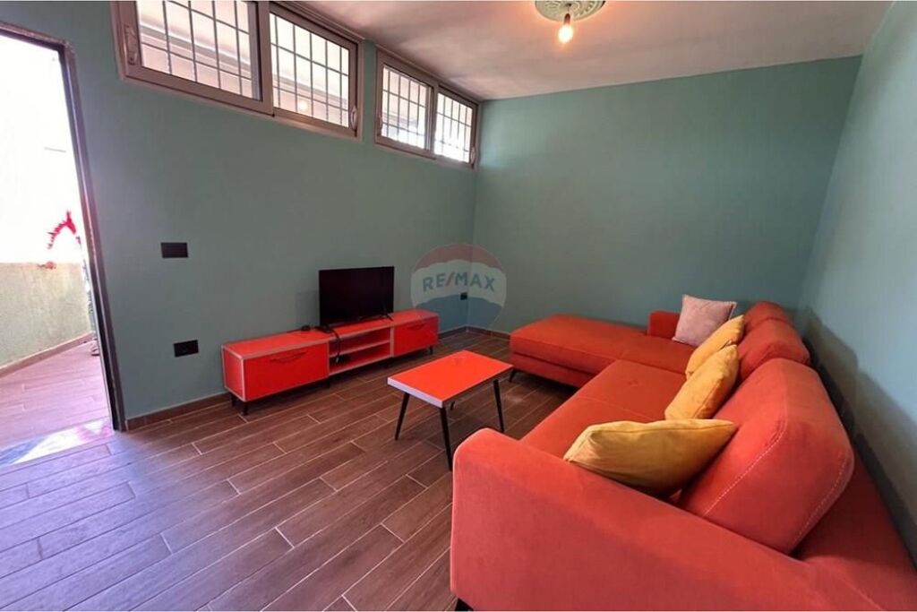 🏡 Appartamento 1+1 in Affitto – Via Reshat Osmani, Vlora