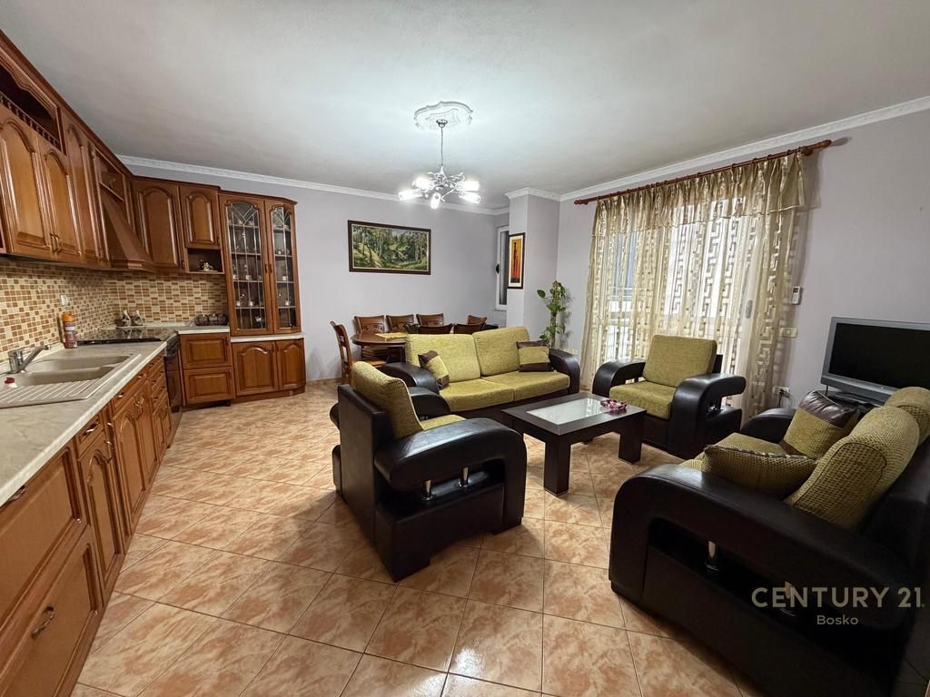 Appartamento 1+1 in affitto, a Don Bosko, 50.000 ALL