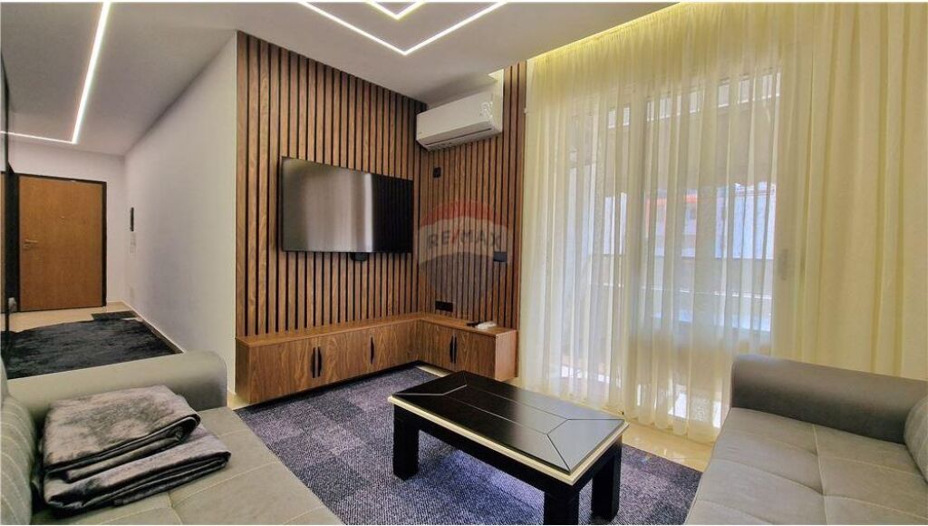 🏡 Appartamento 2+1 in Affitto – Lungo Mare, Vlorë