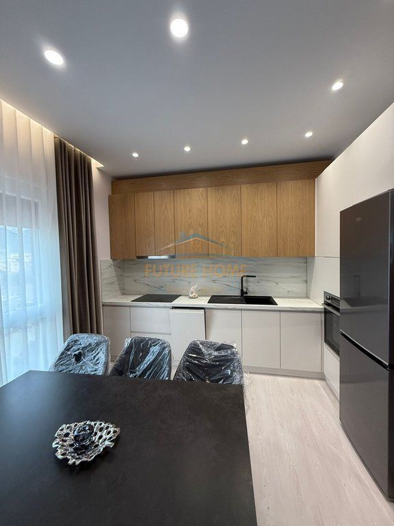 Qera, Apartament 1+1+Post parkimi, Rruga Odhise Paskali, Tiranë.