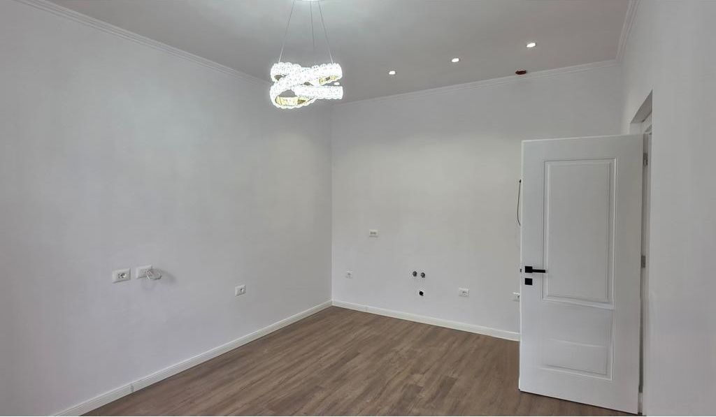Apartment 2+1 for sale on Bardhyl Street 148,000 €