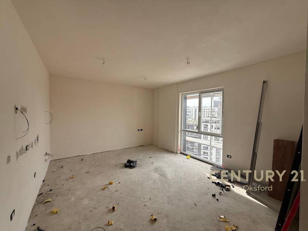 SHITET APARTAMENT 1+1 TEK ISH FUSHA AVIACIONIT
