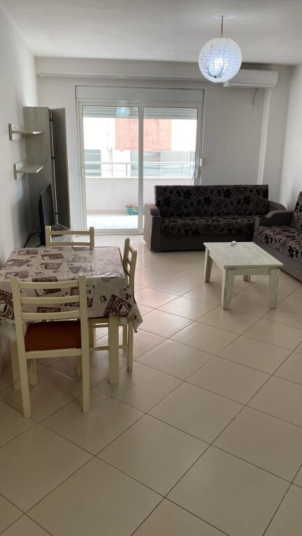 Jepet me qera 2+1, 540€, te mbikalimi i pare SELITE
